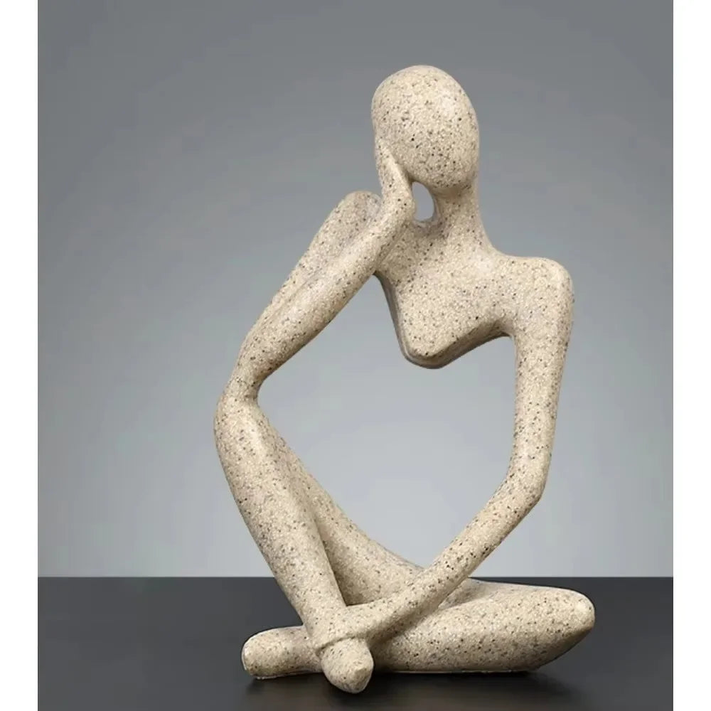 Statuette Le Penseur en résine style moderne